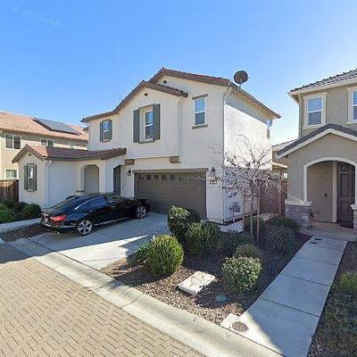 14 Old Canoe Pl, Sacramento, CA 95835