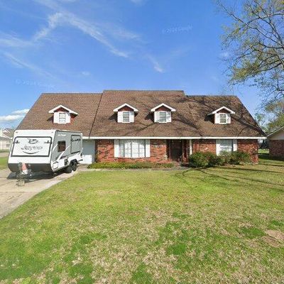 1424 Rue Des Chene, Westlake, LA 70669