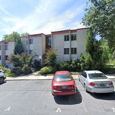 14450 Parkvale Rd, Rockville, MD 20853