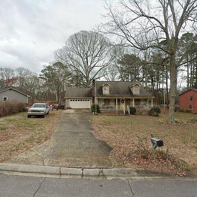 145 W Honeysuckle Ln, Carrollton, GA 30116