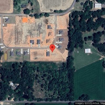 146 Firefly Dr, Lucedale, MS 39452