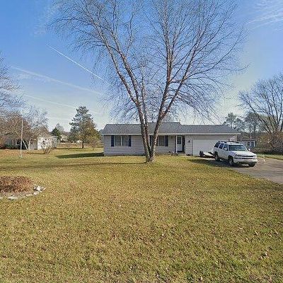 1733 S Patterson Rd, Wayland, MI 49348