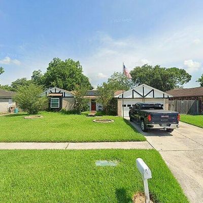 17623 Heritage Creek Dr, Webster, TX 77598