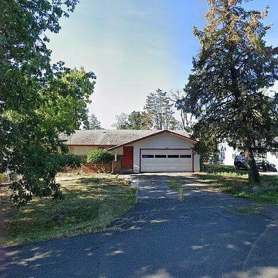 17817 Oatfield Rd, Gladstone, OR 97027