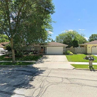 1813 Carmen Ave, Sheboygan, WI 53081