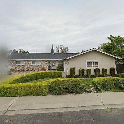 1821 Landini Way, Modesto, CA 95355