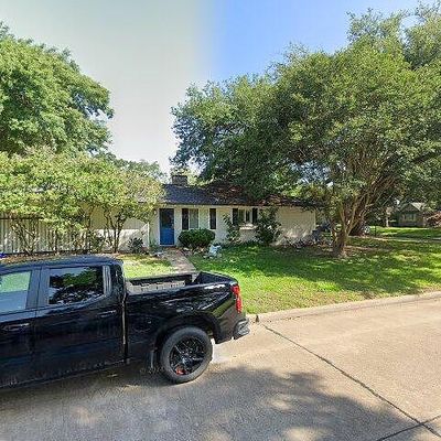 18334 Hereford Ln, Houston, TX 77058