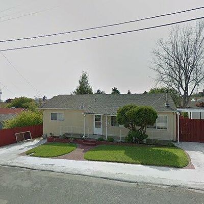 18989 Patton Dr, Castro Valley, CA 94546