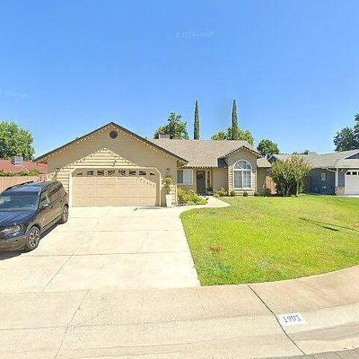 1901 Charade Way, Redding, CA 96003