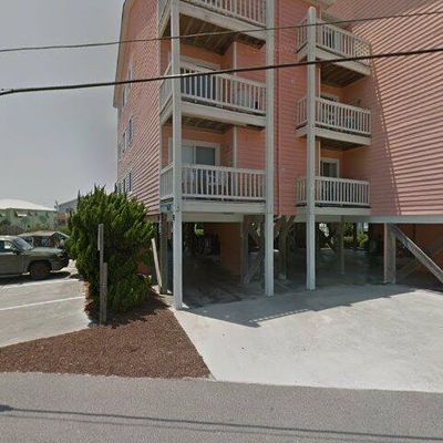 1615 Carolina Beach Ave N, Carolina Beach, NC 28428