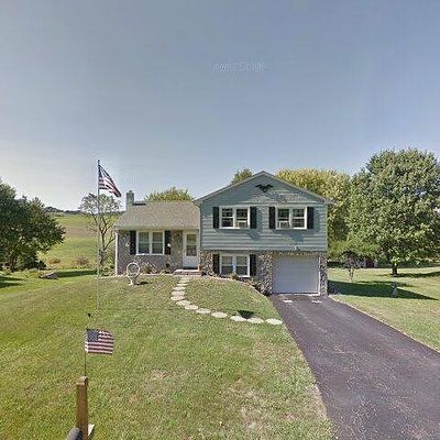 162 Melissa Dr, Mount Pleasant, PA 15666