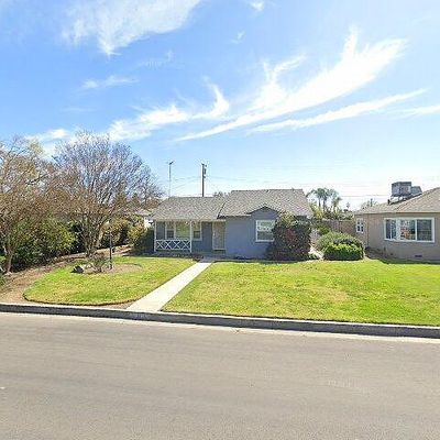 1632 Ventura St, Kingsburg, CA 93631