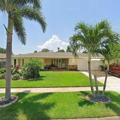 1635 Larchmont Ct, Merritt Island, FL 32952