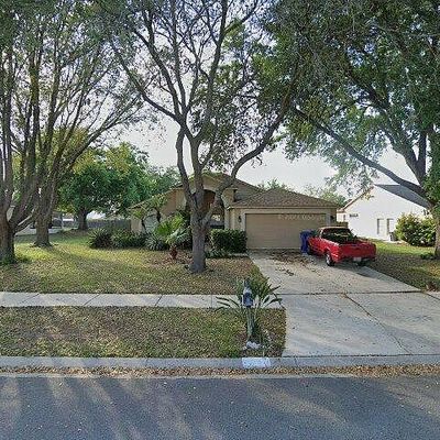 1638 Sand Hollow Ln, Valrico, FL 33594