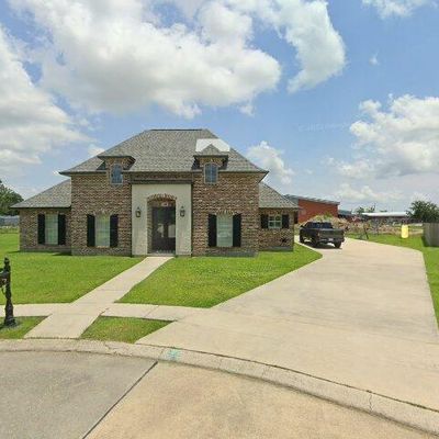 165 Del Rio Dr, Houma, LA 70360