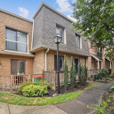 1669 Kenwood Ave, Alexandria, VA 22302