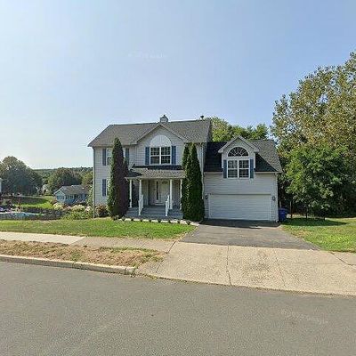 171 Mccormick Ln, Middletown, CT 06457