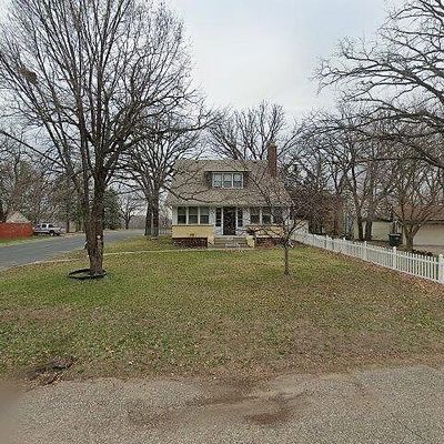 203 Richmond St E, South Saint Paul, MN 55075