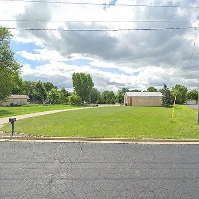 2051 Manitowoc Rd, Menasha, WI 54952