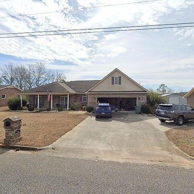 206 Candy Dr, Enterprise, AL 36330