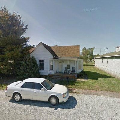 207 S Railroad St, Lovington, IL 61937