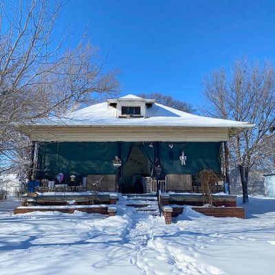 209 S Purdy Ave, Lyons, KS 67554