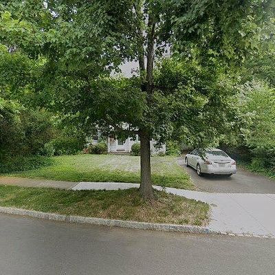 21 Grover Ave, Princeton, NJ 08540