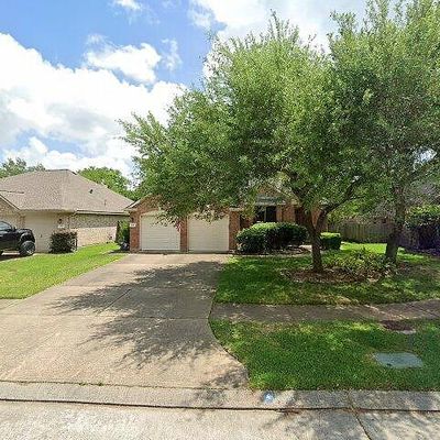 2116 Yacht Harbor Ln, League City, TX 77573