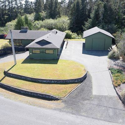 2177 S View Ridge Dr, Westport, WA 98595