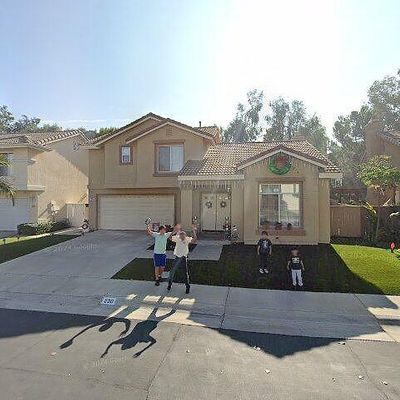 220 Kilworth Dr, Corona, CA 92882