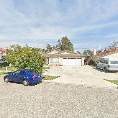 1980 Hunter Rd, Colton, CA 92324