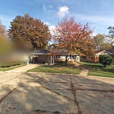 2 Shelley Ct, Saginaw, MI 48602