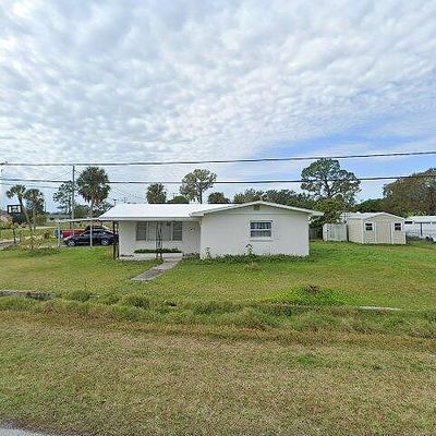 202 7 Th St Nw, Ruskin, FL 33570