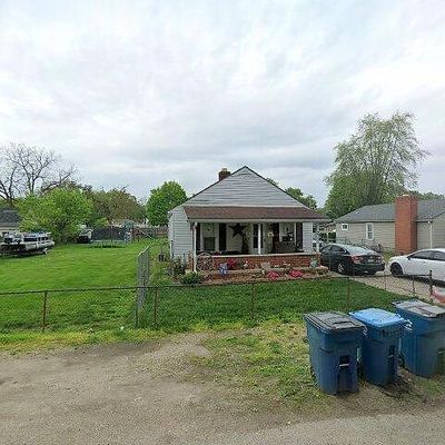 2353 Guernsey Dell Ave, Dayton, OH 45404