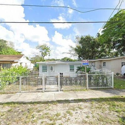 2365 Nw 68 Th St, Miami, FL 33147