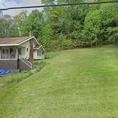 239 Wharton Furnace Rd, Farmington, PA 15437