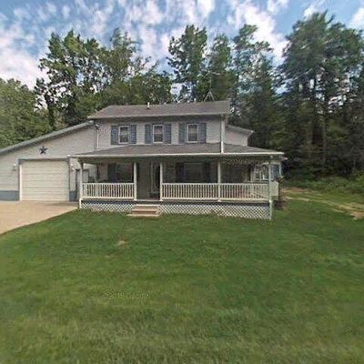 2477 E Valley Rd, Loganton, PA 17747