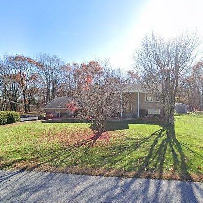 25 Crescent Rd, Freeland, PA 18224