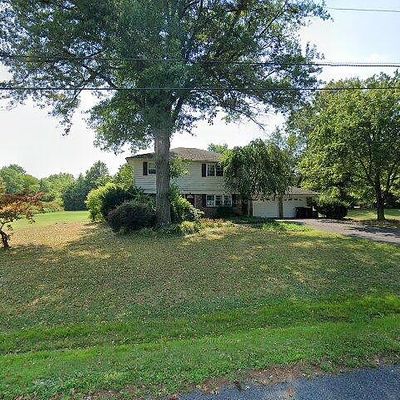 25 William Rd, Kintnersville, PA 18930