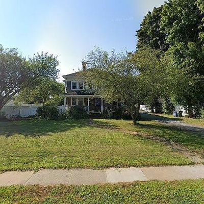 26 College St, Old Saybrook, CT 06475