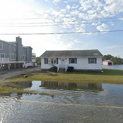 26 W Essex St, Fenwick Island, DE 19944