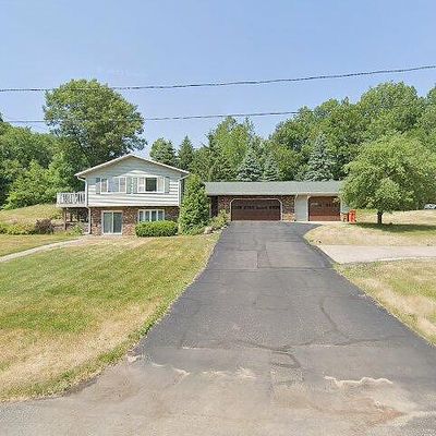 2204 Hillside Dr, Eau Claire, WI 54703