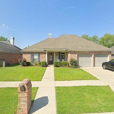 223 Sandhurst Dr, Lafayette, LA 70508