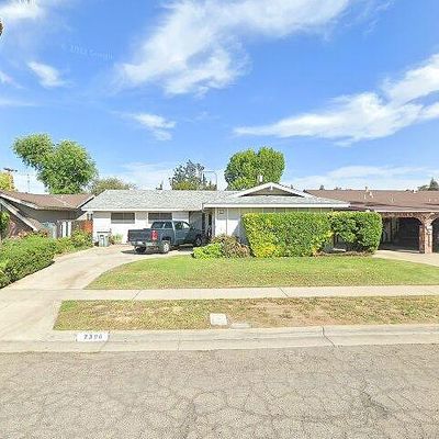 2306 N Garden Ave, Fresno, CA 93703