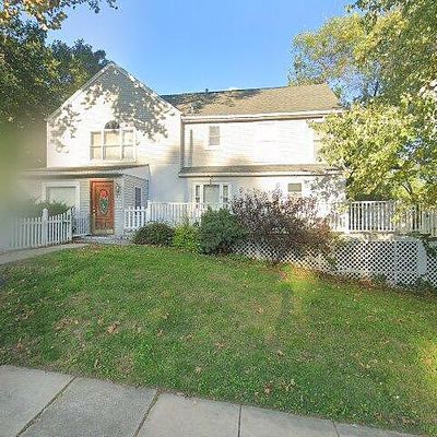 231 Henley Rd, Wynnewood, PA 19096