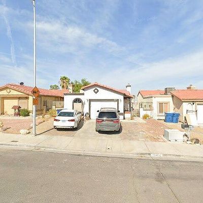 2329 Los Feliz St, Las Vegas, NV 89156