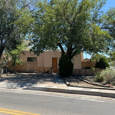 2902 Campus Blvd Ne, Albuquerque, NM 87106