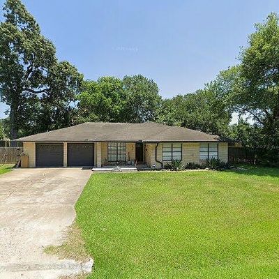 2922 Helberg Rd, Houston, TX 77092