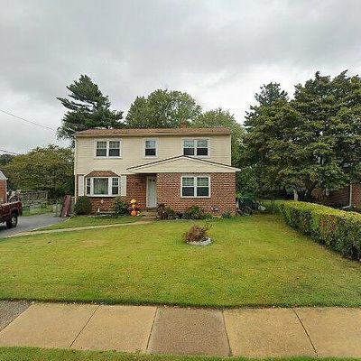 2941 Hillside Rd, Broomall, PA 19008