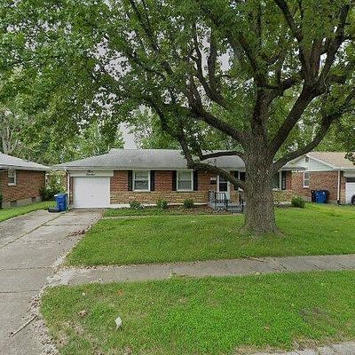 300 Rand Dr, Saint Louis, MO 63135